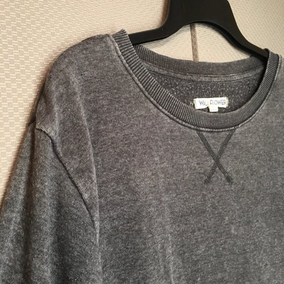 Wallflower Women's Distressed Coloring Sweater Gray Size XL - Picture 6 of 10